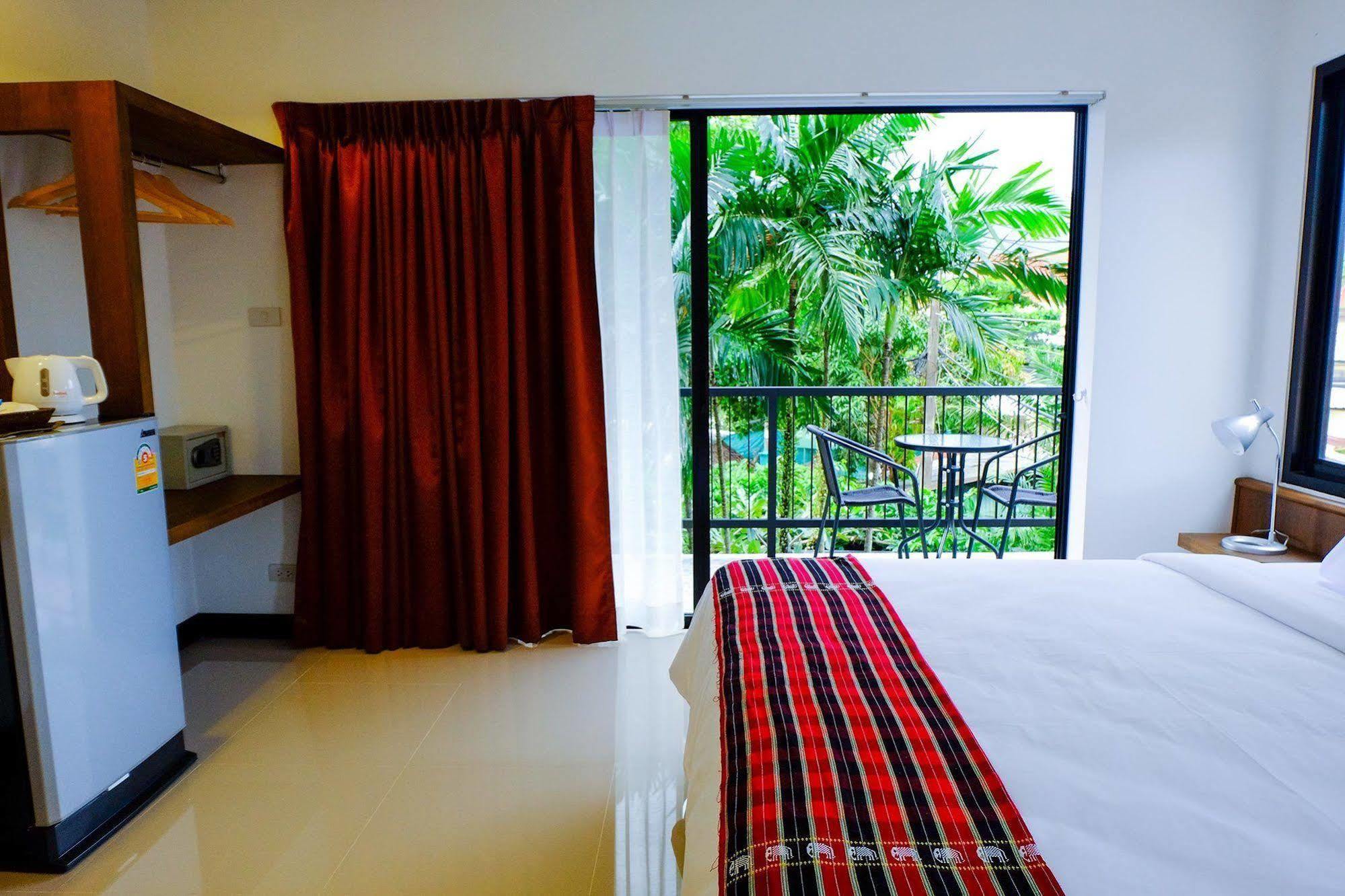 The Umbrella House - Sha Extra Plus Pantai Kamala Luaran gambar